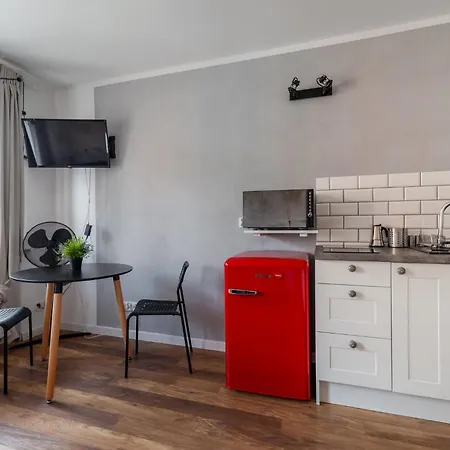 Rentplanet - Rynek Ratusz Apartment